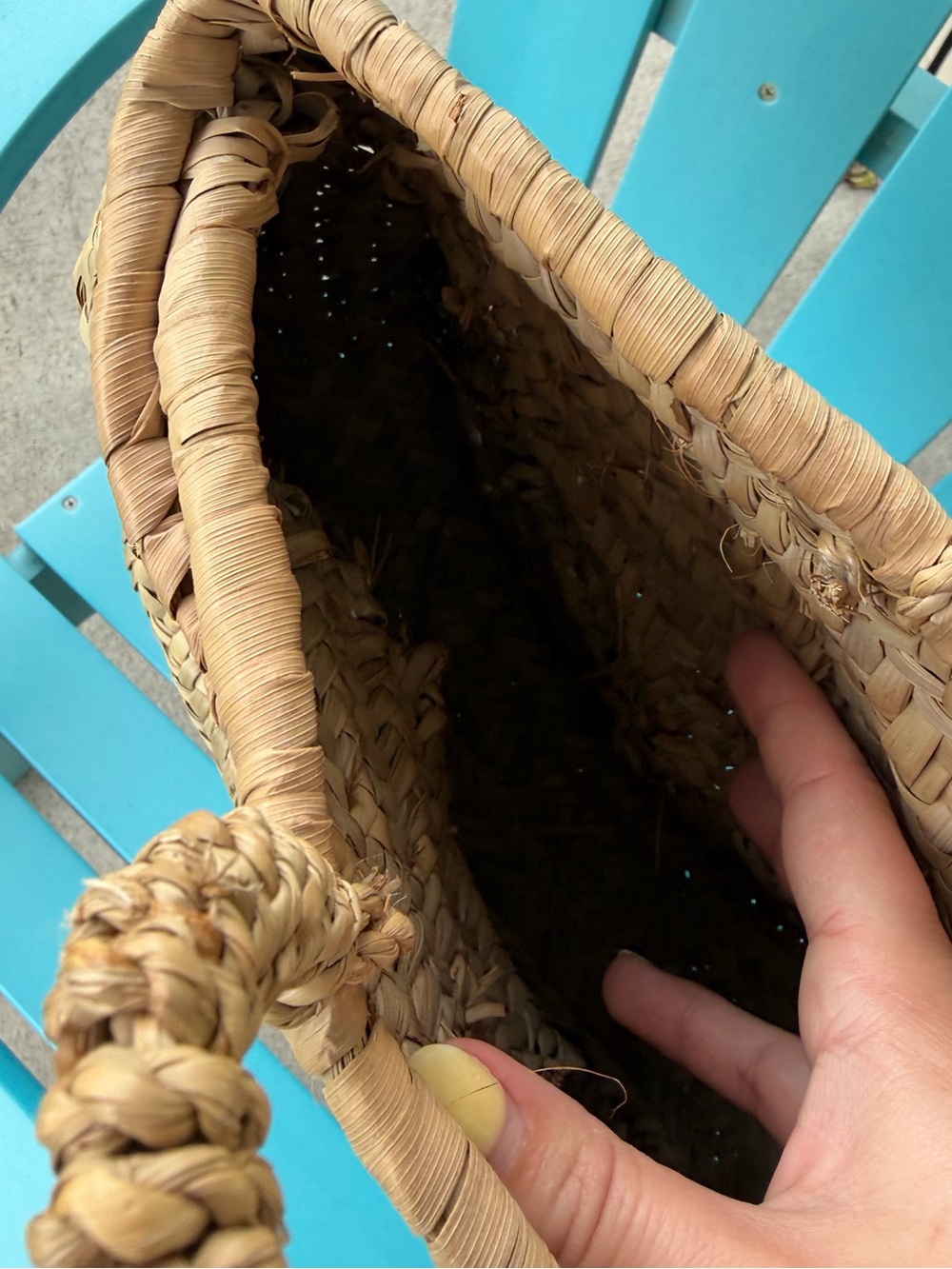 Small handmade woven straw basket bag braided loop handles made in Spain purse - Picture 2 of 4